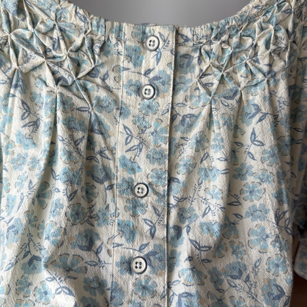 Free People James Off The Shoulder Smock Crop Top in light blue floral print.S - Picture 6 of 10